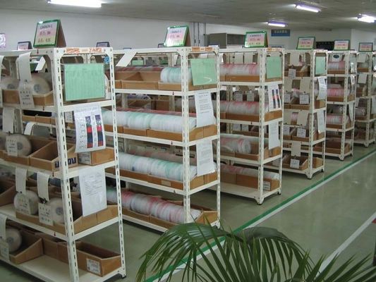Height Adjustable 150kg Capacity Slotted Angle Shelving Boltless Angle Steel Rack