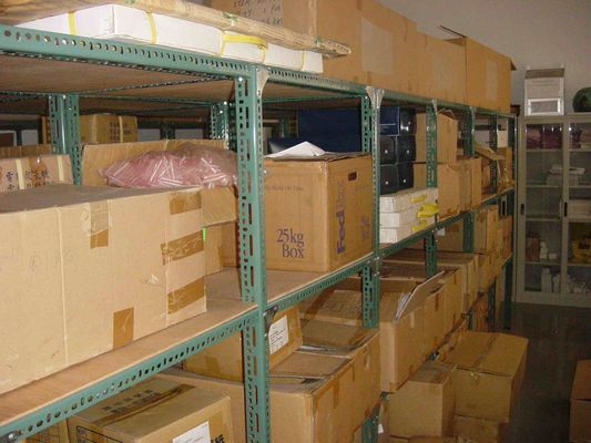 Height Adjustable 150kg Capacity Slotted Angle Shelving Boltless Angle Steel Rack