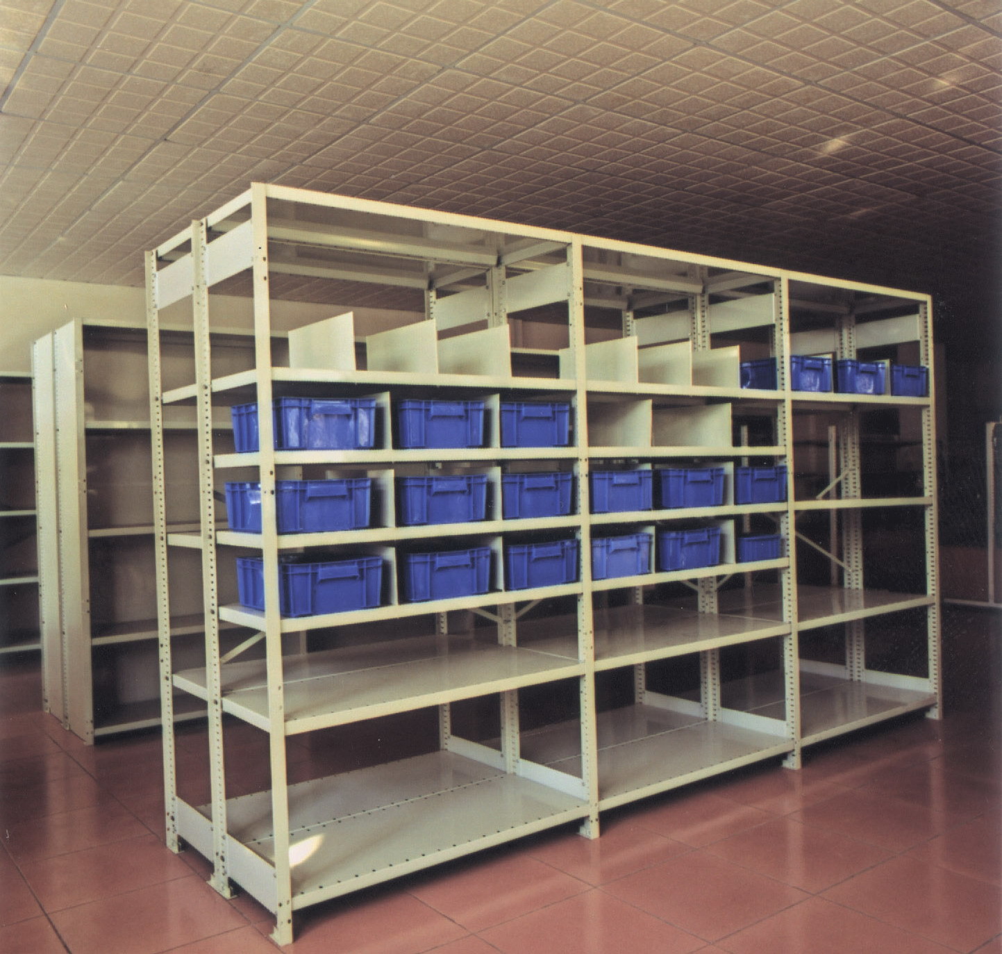 Screw Angel Steel Slotted Angle Racks Galvanized Steel Boltless Storage ...