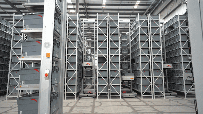Warehouse Plastic Storage Tote Boxes for Logistic Industrial Storage Moving Stack And Nest 3